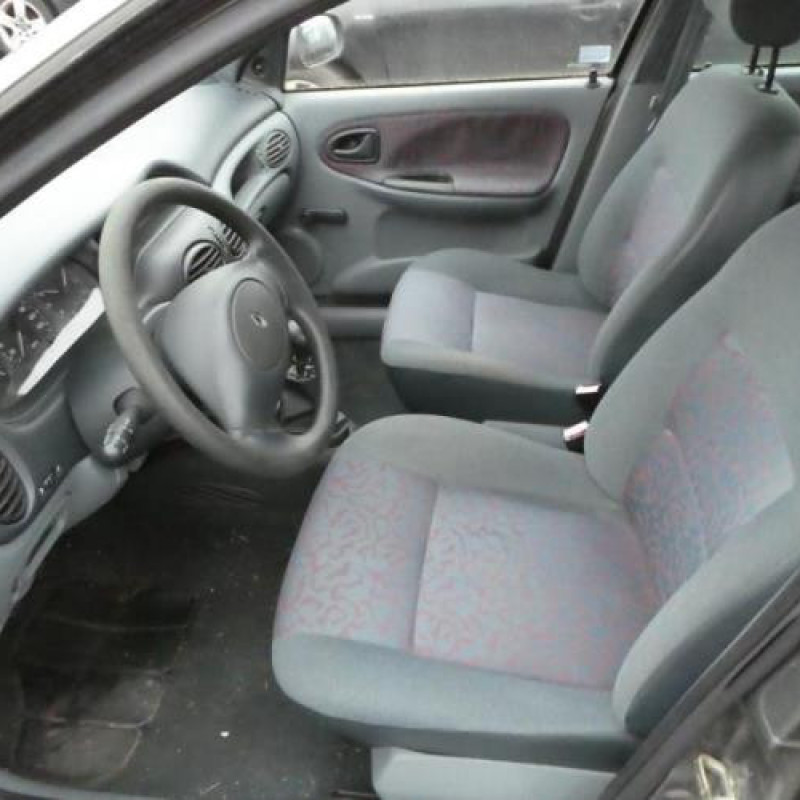 Serrure avant droit RENAULT MEGANE 1 Photo n°9