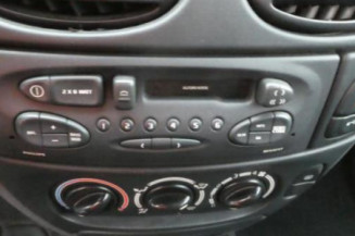 Serrure avant droit RENAULT MEGANE 1