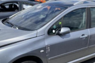 Serrure avant droit PEUGEOT 307