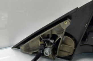 Retroviseur droit VOLKSWAGEN PASSAT 4