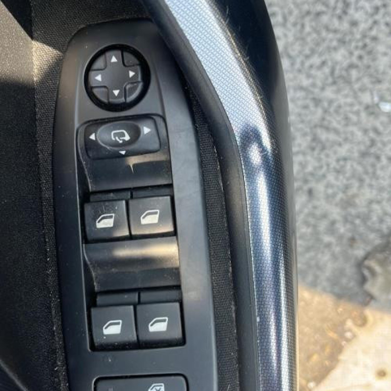 Amortisseur avant droit PEUGEOT 2008 1 Photo n°8