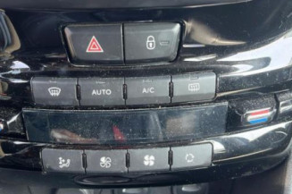 Amortisseur avant droit PEUGEOT 2008 1