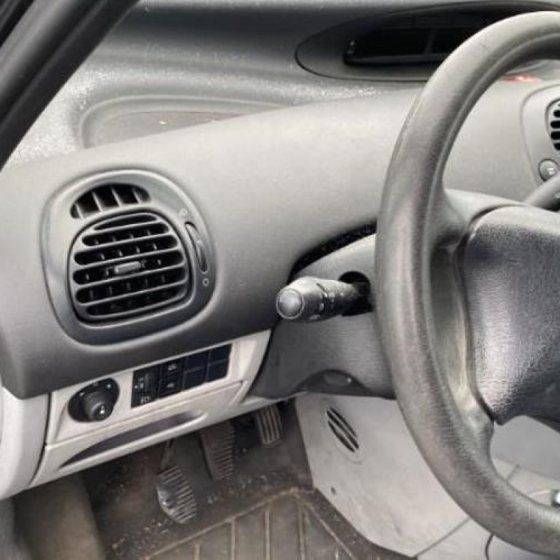 Serrure arriere droit CITROEN XSARA PICASSO Photo n°17