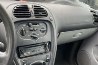 Serrure arriere droit CITROEN XSARA PICASSO