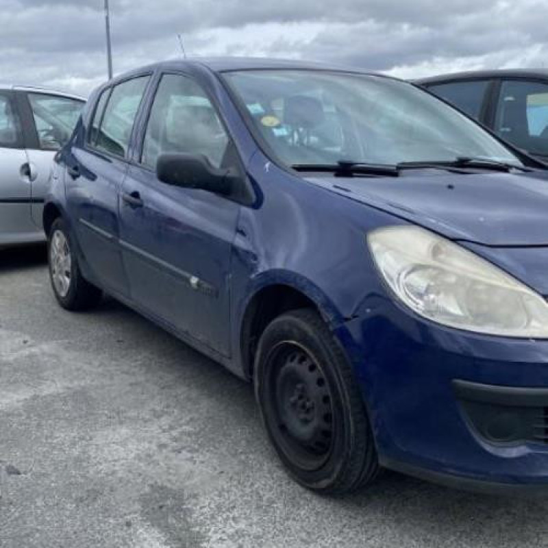 Boitier UCH RENAULT CLIO 3 Photo n°8