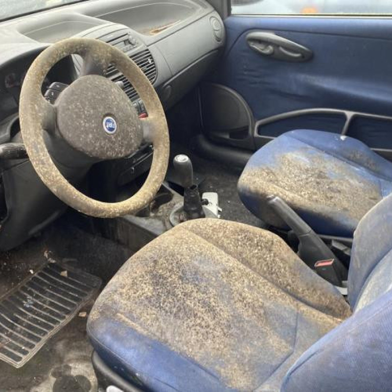 Compteur FIAT PUNTO 2 Photo n°19