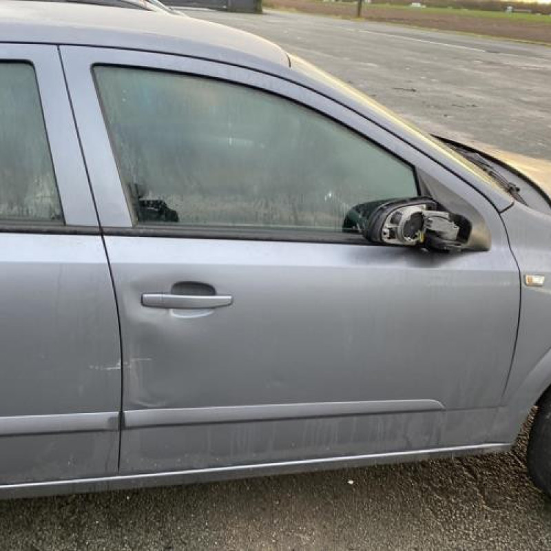 Leve vitre electrique avant gauche OPEL ASTRA H Photo n°14