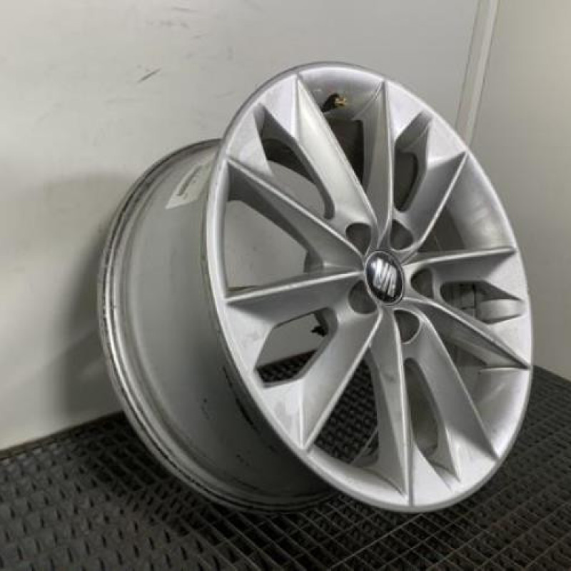 Jante SEAT IBIZA 4 Photo n°3