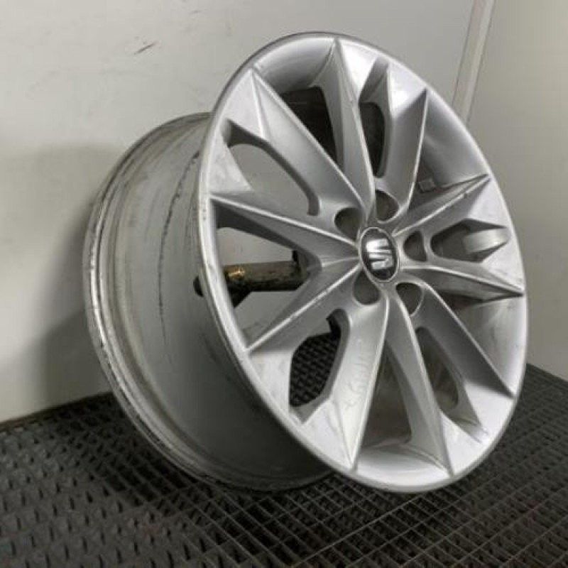 Jante SEAT IBIZA 4 Photo n°3