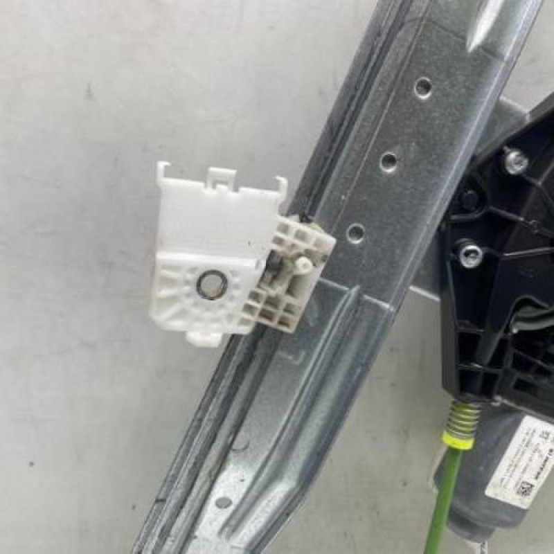 Leve vitre electrique avant gauche CITROEN C3 PICASSO Photo n°8
