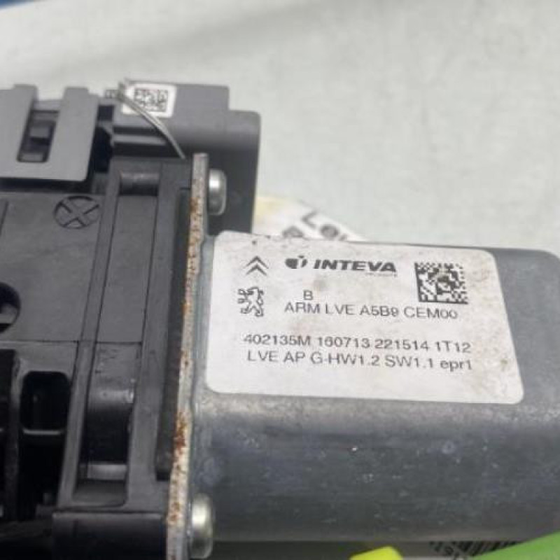 Leve vitre electrique avant gauche CITROEN C3 PICASSO Photo n°10