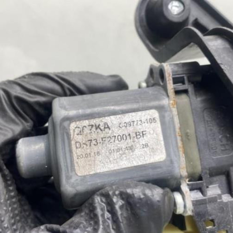 Leve vitre electrique arriere gauche FORD MONDEO 4 Photo n°5