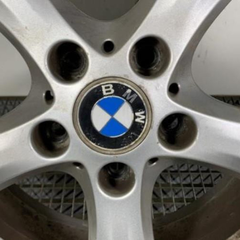 Jante BMW SERIE 1 E81 Photo n°2