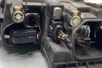 Optique avant principal droit (feux)(phare) AUDI A4 2