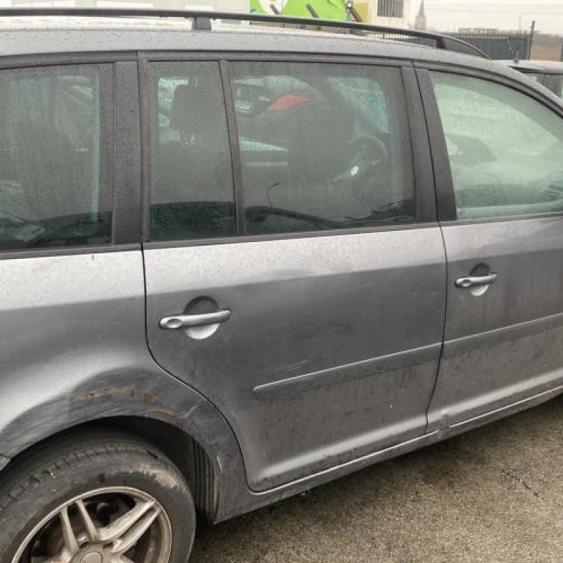 Optique avant principal droit (feux)(phare) VOLKSWAGEN TOURAN 1 Photo n°17