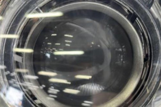 Optique avant principal droit (feux)(phare) MERCEDES CLASSE C 204