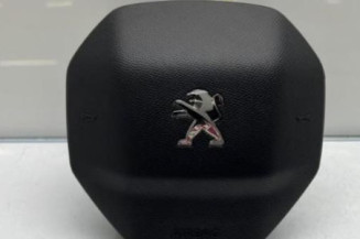 Air bag conducteur PEUGEOT 5008 2 Photo n°1