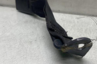 Attache ceinture arriere gauche PEUGEOT 306