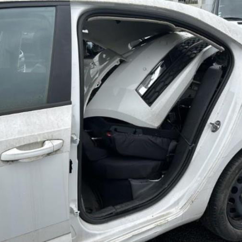 Amortisseur avant droit SKODA OCTAVIA 3 Photo n°5