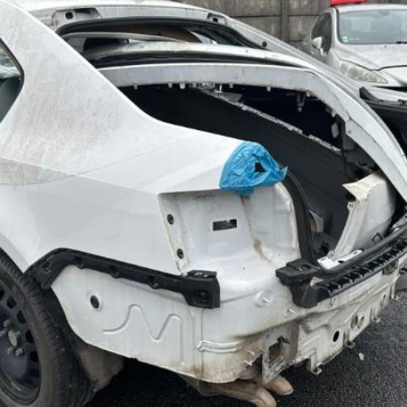 Amortisseur avant droit SKODA OCTAVIA 3 Photo n°6