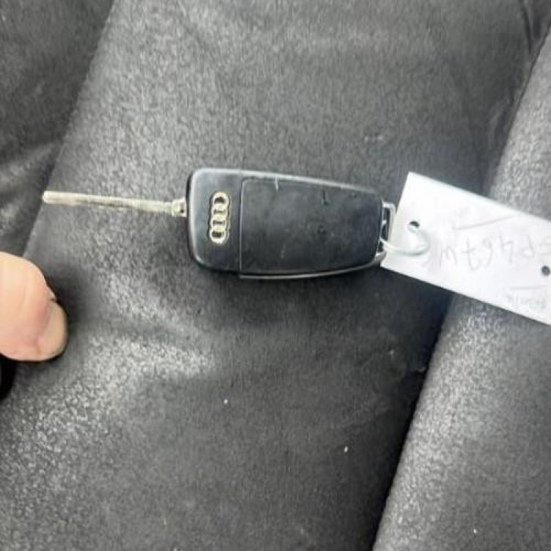 Pretensionneur de ceinture avant droit AUDI A3 2 Photo n°18