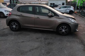 Ceinture arriere gauche PEUGEOT 208 1