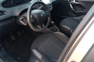 Ceinture arriere gauche PEUGEOT 208 1