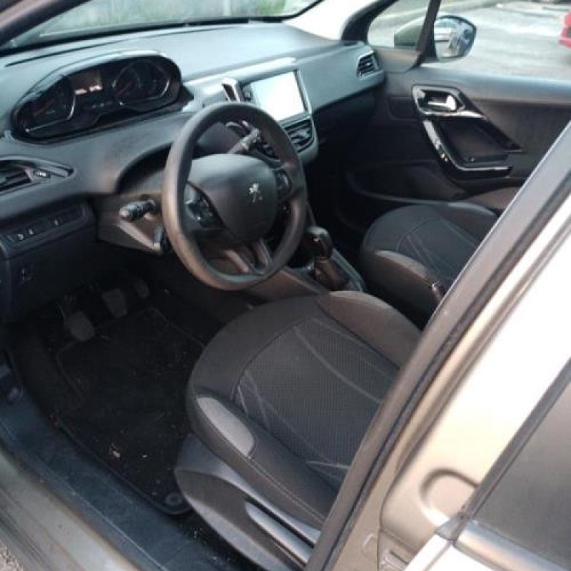 Ceinture arriere gauche PEUGEOT 208 1 Photo n°9