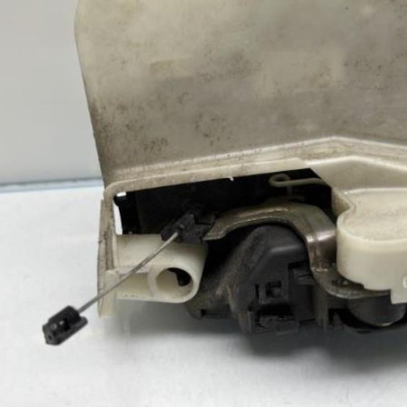 Serrure avant droit VOLKSWAGEN PASSAT 4