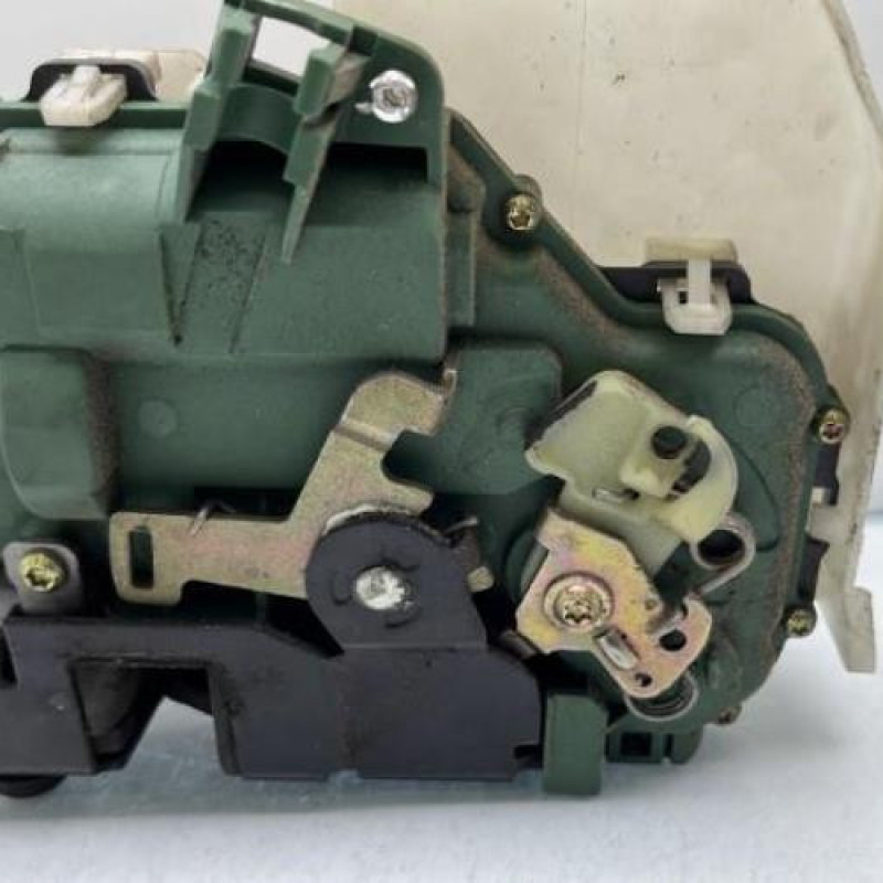 Serrure avant droit VOLKSWAGEN PASSAT 4 Photo n°6