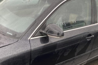 Serrure avant droit VOLKSWAGEN PASSAT 4
