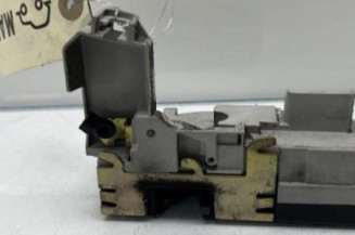 Serrure avant droit PEUGEOT 307