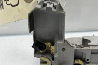 Serrure avant droit PEUGEOT 307