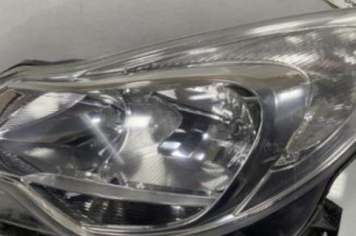 Optique avant principal gauche (feux)(phare) OPEL CORSA D Photo n°1