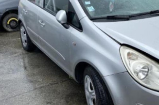 Optique avant principal gauche (feux)(phare) OPEL CORSA D