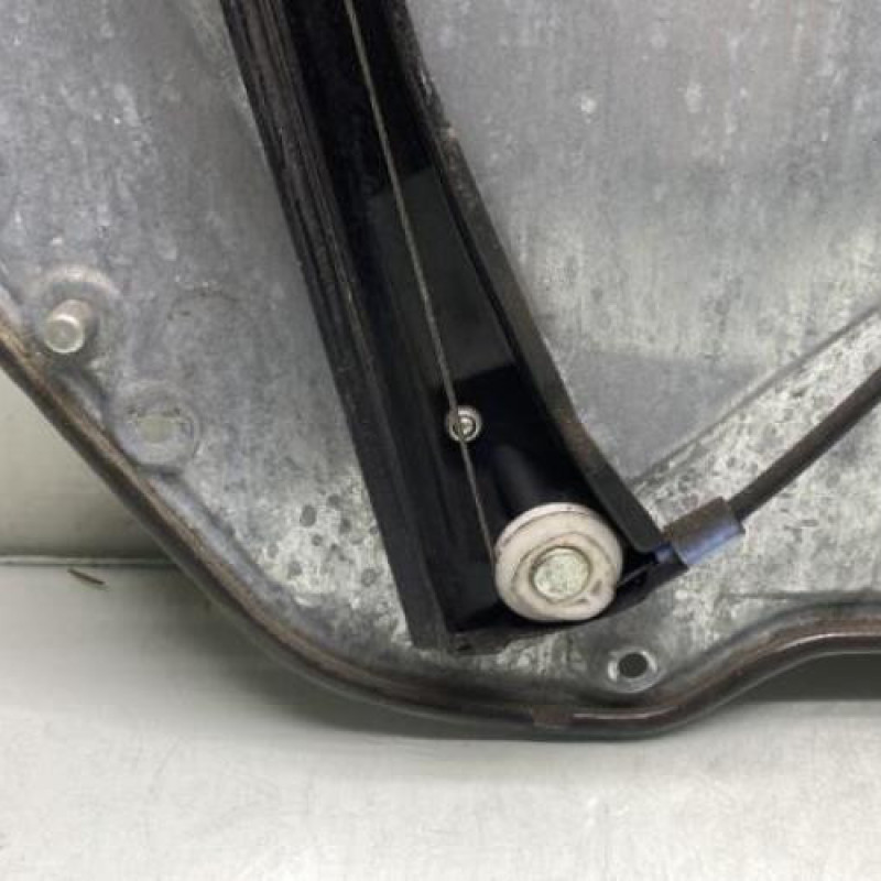 Leve vitre electrique avant droit SEAT IBIZA 3 Photo n°2