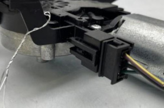 Moteur essuie glace arriere OPEL CORSA E