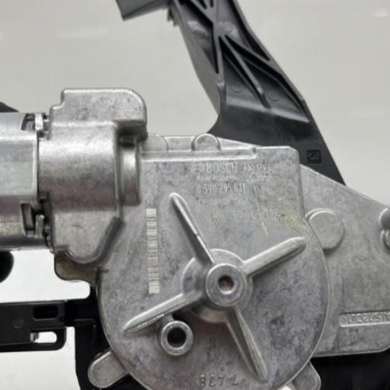 Moteur essuie glace arriere OPEL CORSA E Photo n°7