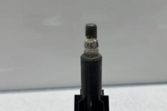 Moteur essuie glace arriere PEUGEOT 2008 1