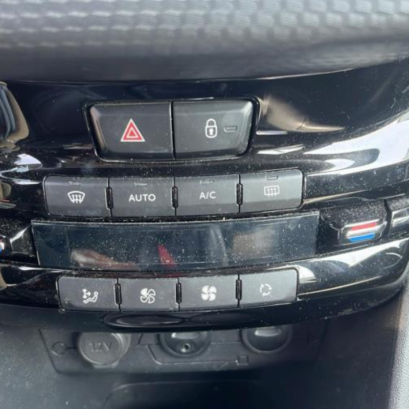 Moteur essuie glace arriere PEUGEOT 2008 1 Photo n°16