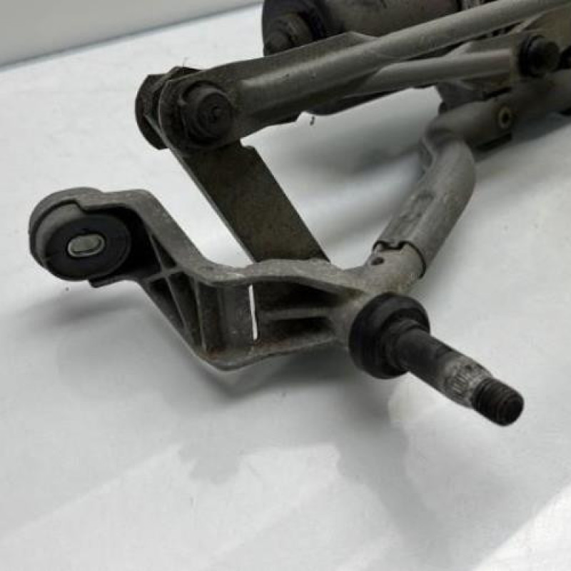 Moteur essuie glace avant RENAULT CLIO 4 Photo n°3