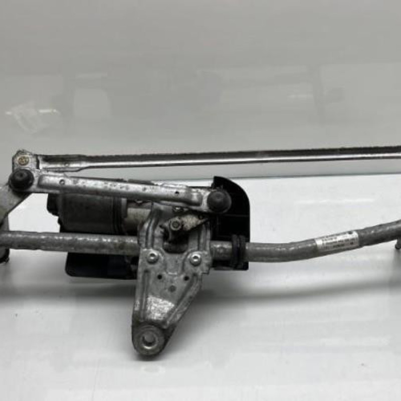 Moteur essuie glace avant VOLKSWAGEN PASSAT 5 Photo n°4