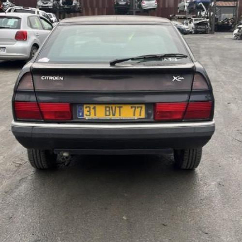 Moteur essuie glace arriere CITROEN XM Photo n°8