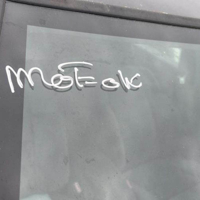 Moteur essuie glace arriere CITROEN XM Photo n°18