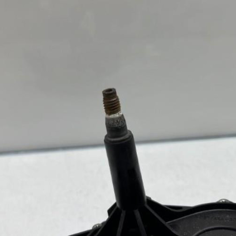 Moteur essuie glace arriere MINI MINI 2 R56 Photo n°3