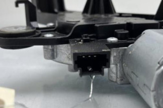 Moteur essuie glace arriere PEUGEOT 5008 2