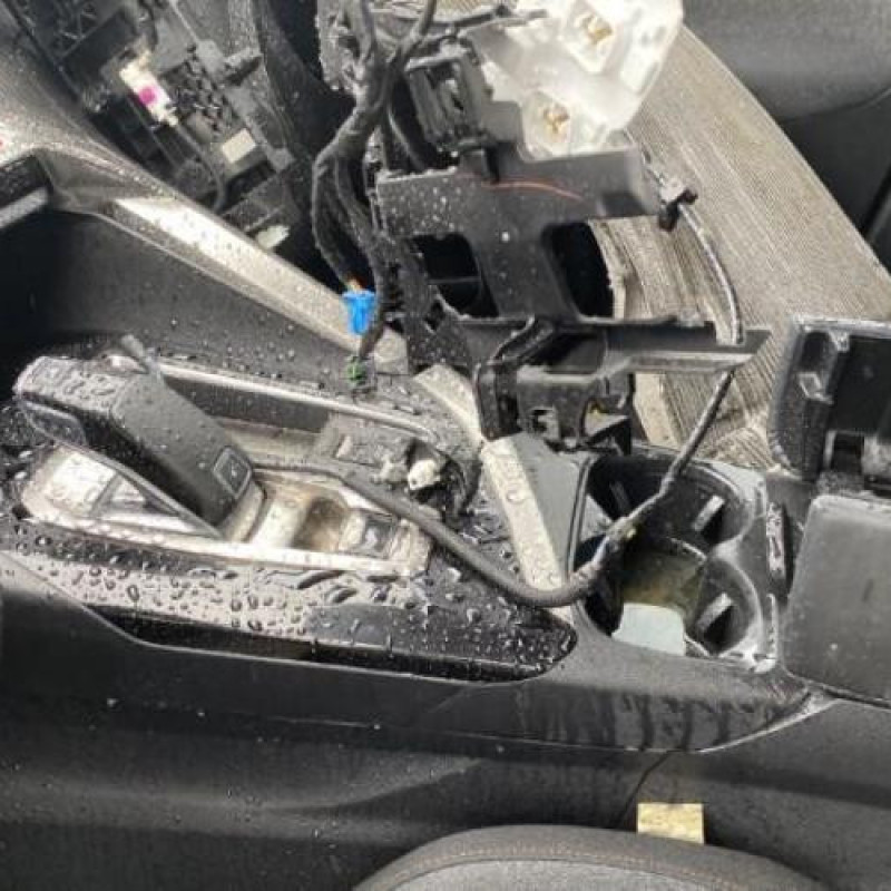 Moteur essuie glace arriere PEUGEOT 5008 2 Photo n°20