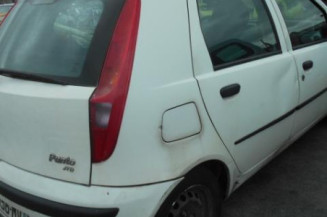 Feu arriere principal droit (feux) FIAT PUNTO 2