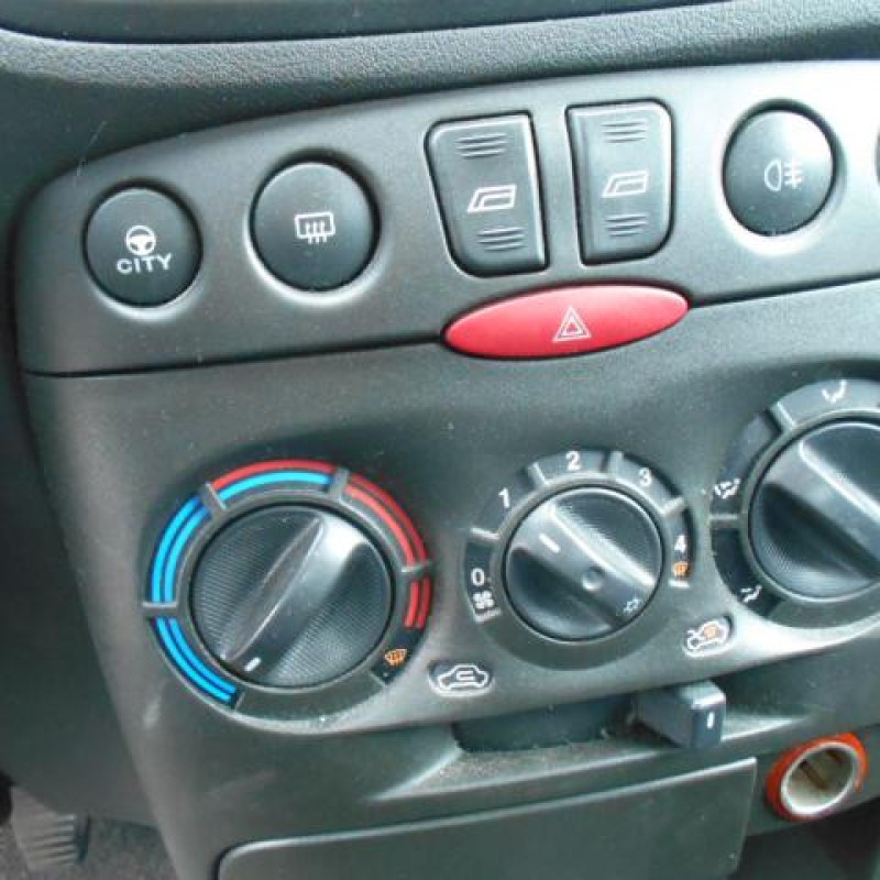 Feu arriere principal droit (feux) FIAT PUNTO 2 Photo n°9