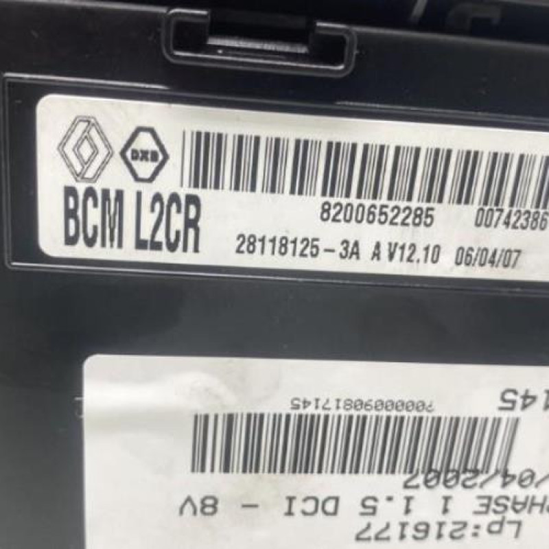Boitier UCH RENAULT CLIO 3 Photo n°9
